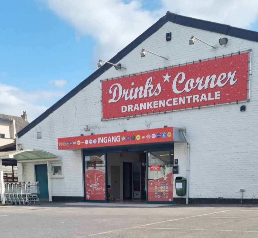 DRINKS CORNER LEDE